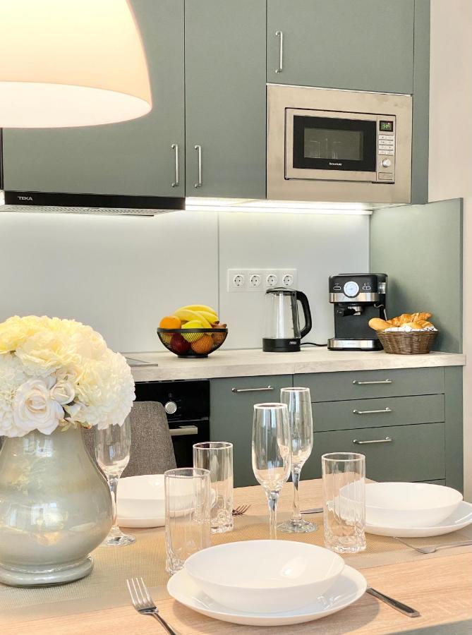 Top Centre Sofia Apartment For 6 Guests 외부 사진