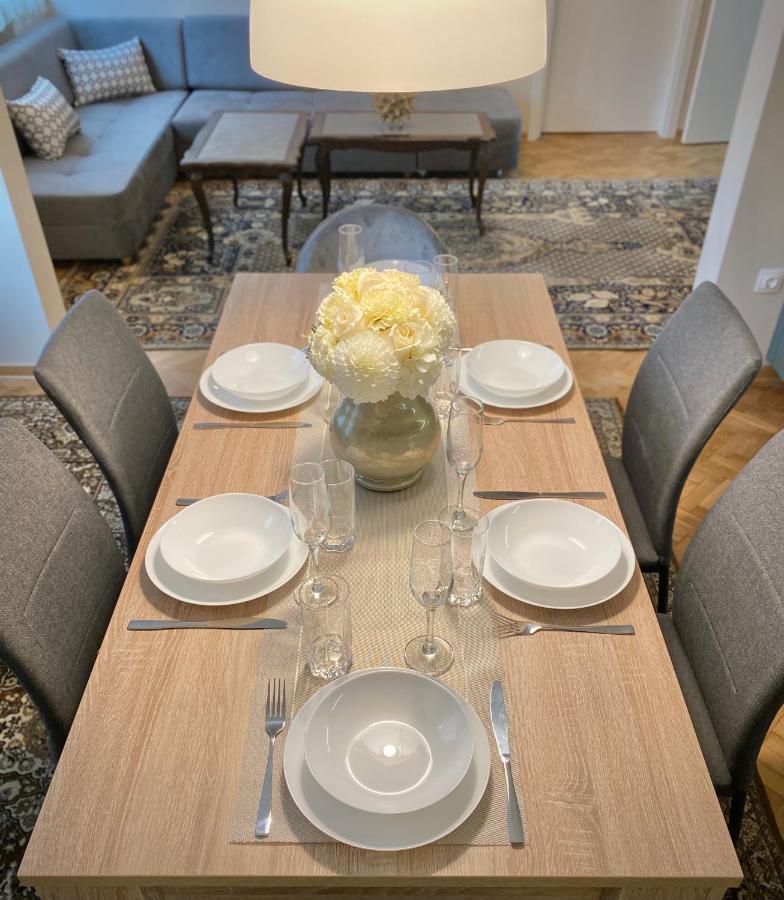 Top Centre Sofia Apartment For 6 Guests 외부 사진