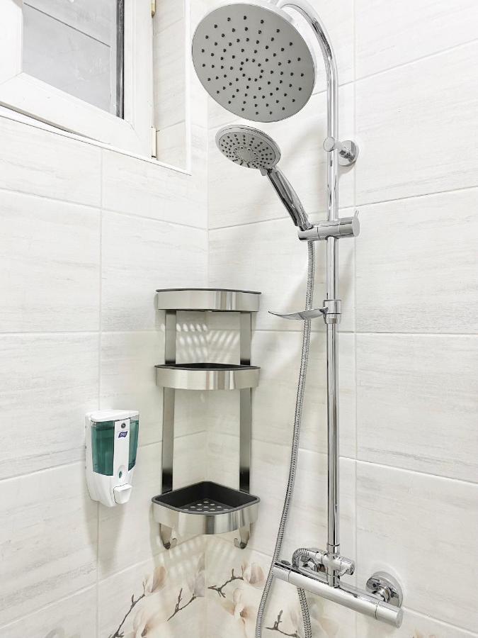 Top Centre Sofia Apartment For 6 Guests 외부 사진
